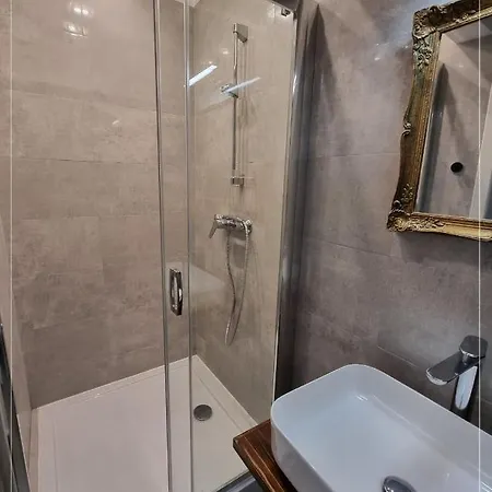 Dworek Prawdzic Resort