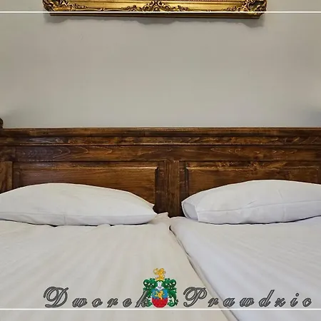 Hotel Dworek Prawdzic