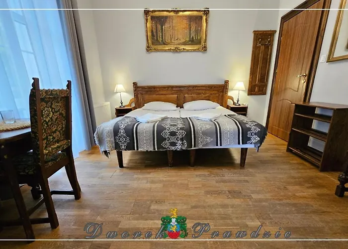 Resort Dworek Prawdzic